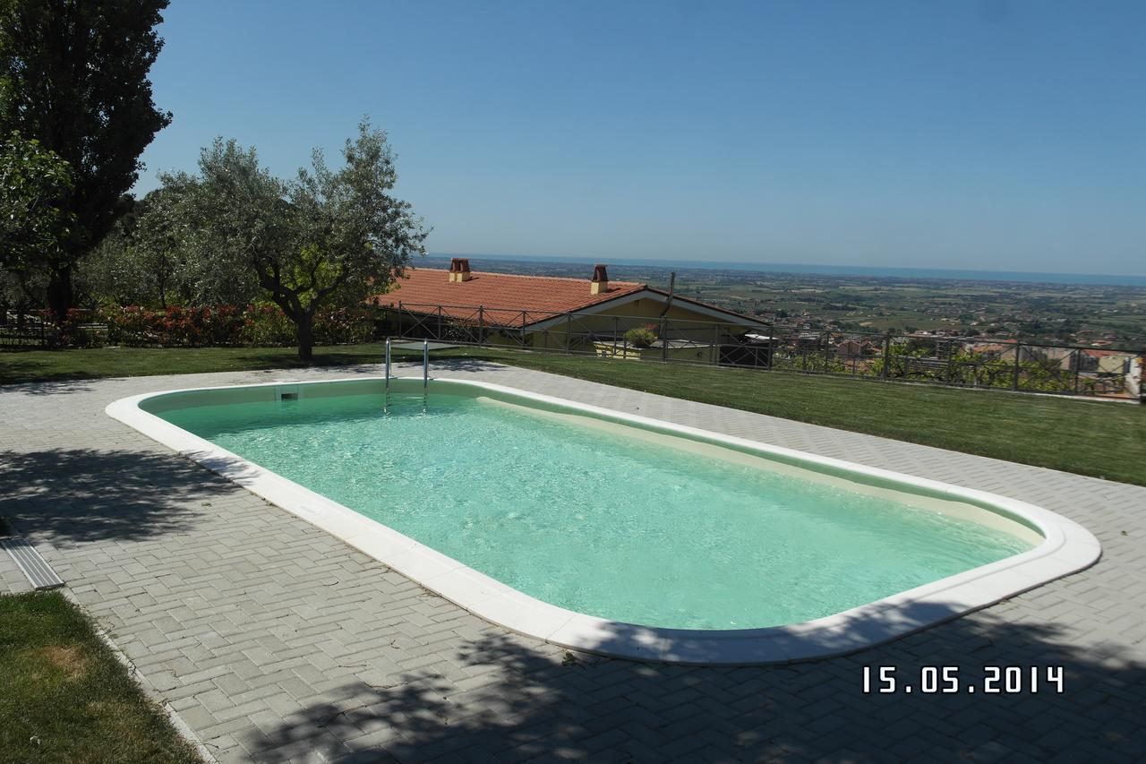 Agriturismo La Vite E Gli Ulivi Villa Ariccia Kültér fotó